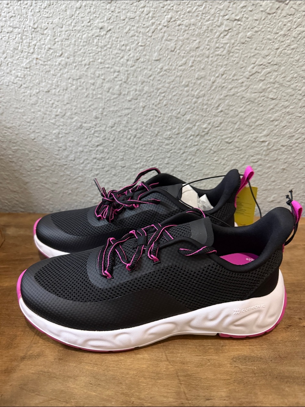 All in Motion Women's Black and Pink Athletic Walking Sneakers size 6